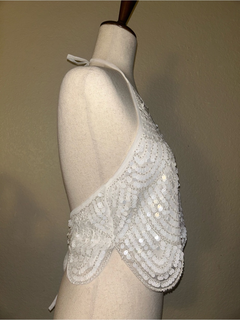 12th Tribe Beaded and Sequined Cleo White Sequin Halter Tie Top - Picture 5 of 7